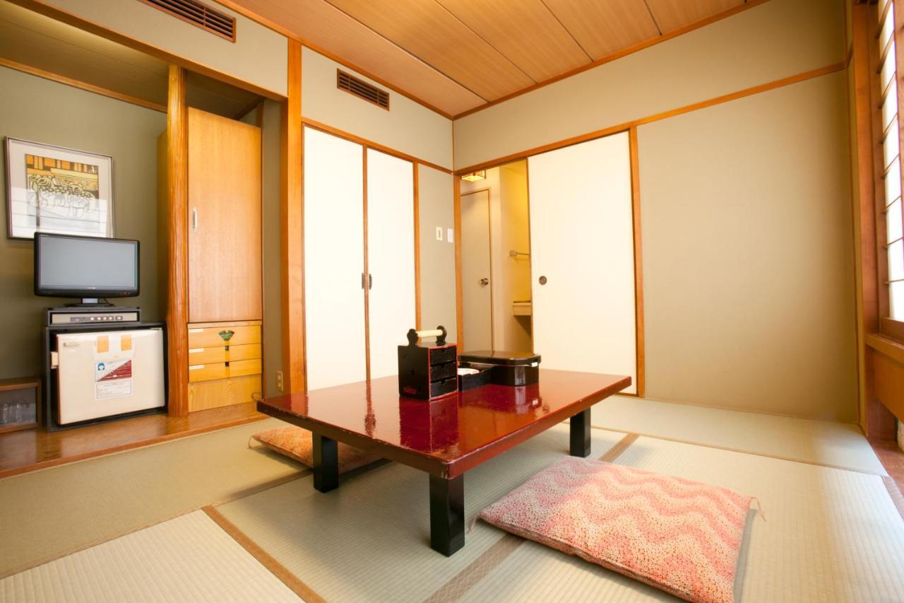 Yamatoya Honten Ryokan Osaka Eksteriør billede