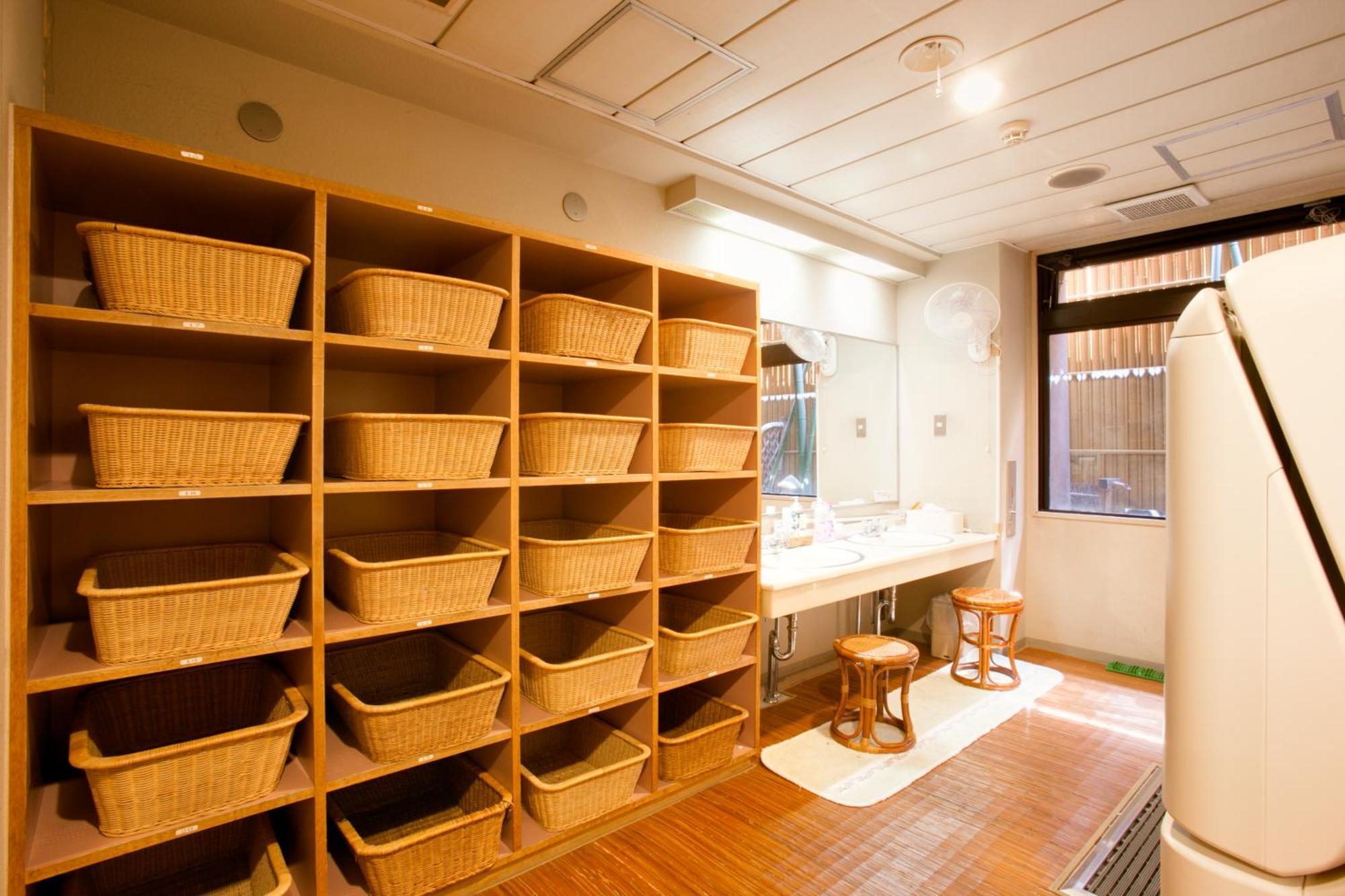 Yamatoya Honten Ryokan Osaka Eksteriør billede